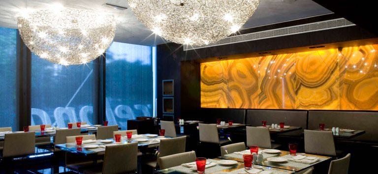 Onyx walls, the perfect union with nature | TINO Natural Stone