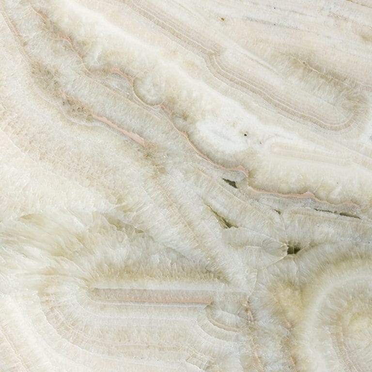 Onyx walls, the perfect union with nature TINO Natural Stone