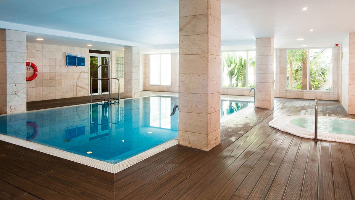 Travertine Bianco - Piscina - Pool - Balearic Islands - Hipocampo Playa - Travertino Bianco - Islas Baleares